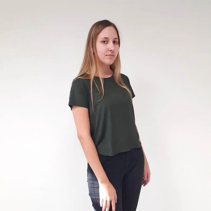 Blusa Manga Curta Feminina Zíper Lisa Conforto Dia A Dia