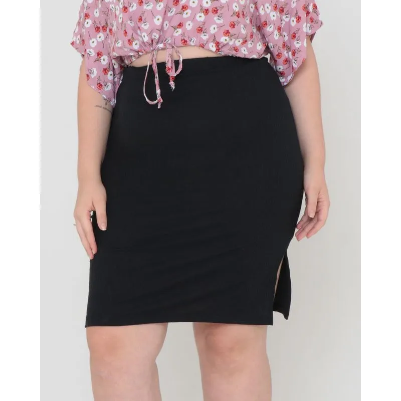 Saia Canelada Plus Size Fenda Preta G3