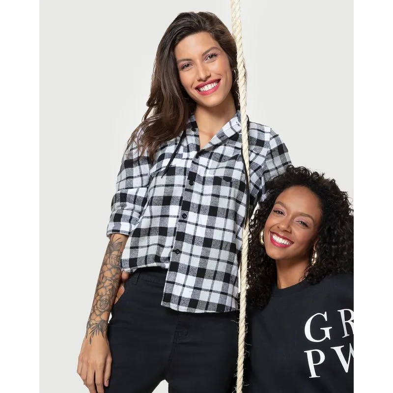 Camisa Feminina Capuz Flanelada Estampa Xadrez Preta GG