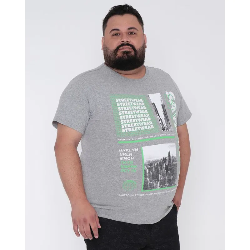 Camiseta Plus Size Estampa Metrópole Cinza G2