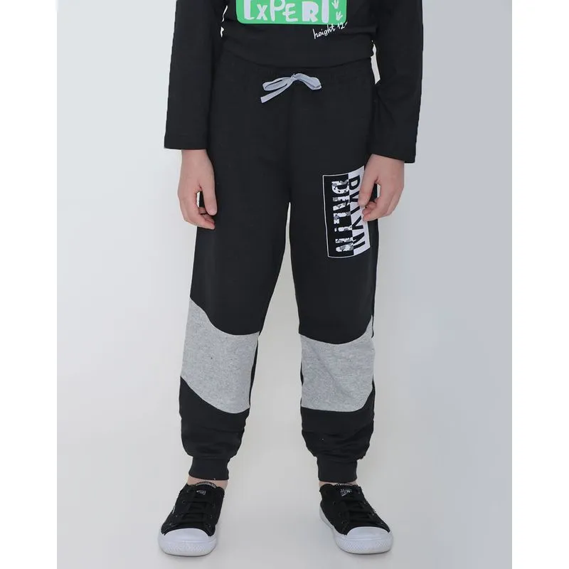 Calça Moletom Juvenil Estampada Preto 12
