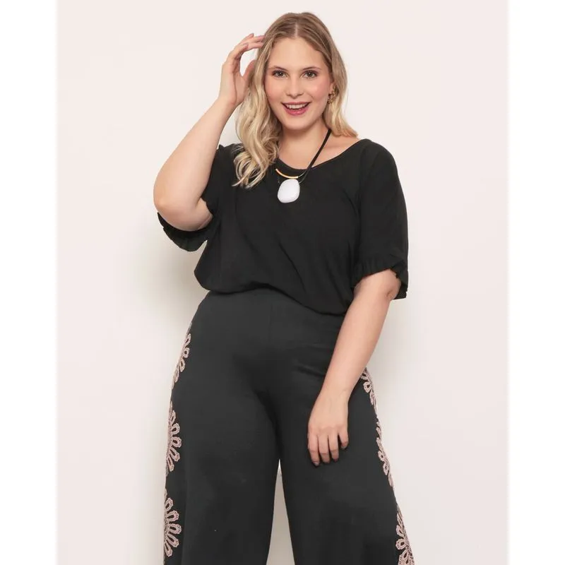 Blusa Plus Size Babados Preta G2