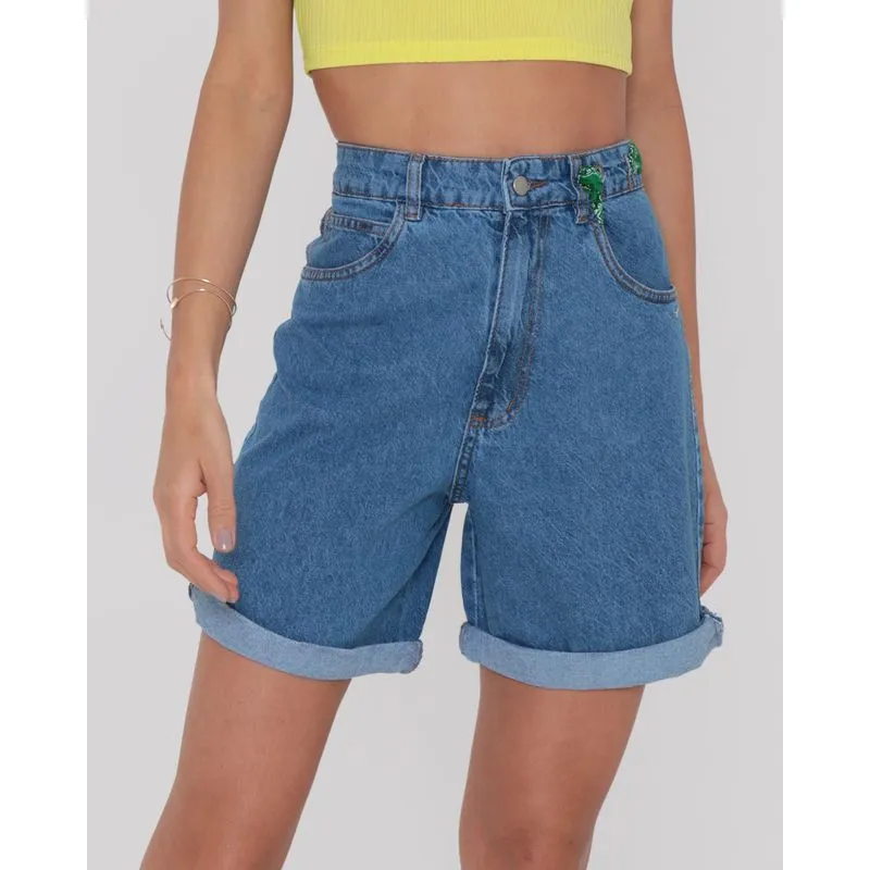 Bermuda Jeans Feminina Mom Bandana Barra Italiana Azul 42