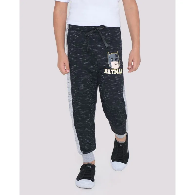 Calça Moletom Flamê Infantil Jogger Liga da Justiça Batman Preta 4