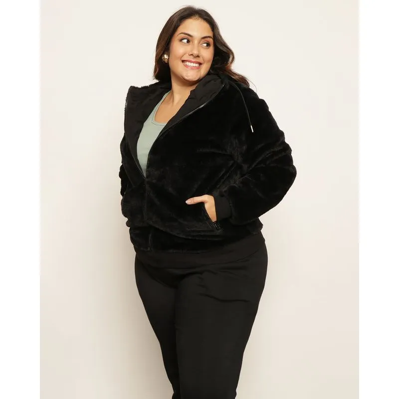 Jaqueta Plus Size Feminina Pelinho Com Capuz Preta G2