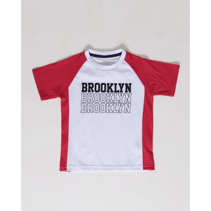 Camiseta Bebê Recortes Estampa Brooklyn Branca 1