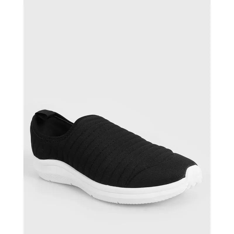 Tênis Feminino Slip On Matelassê Preto 36