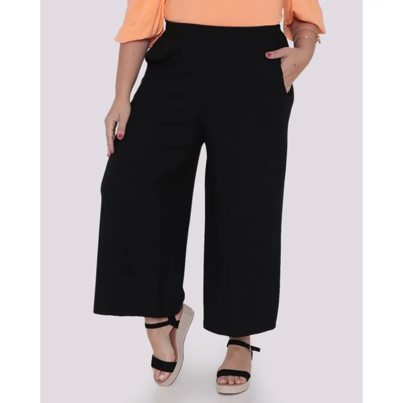 Calça Plus Size Pantacourt Canelada Preta G1