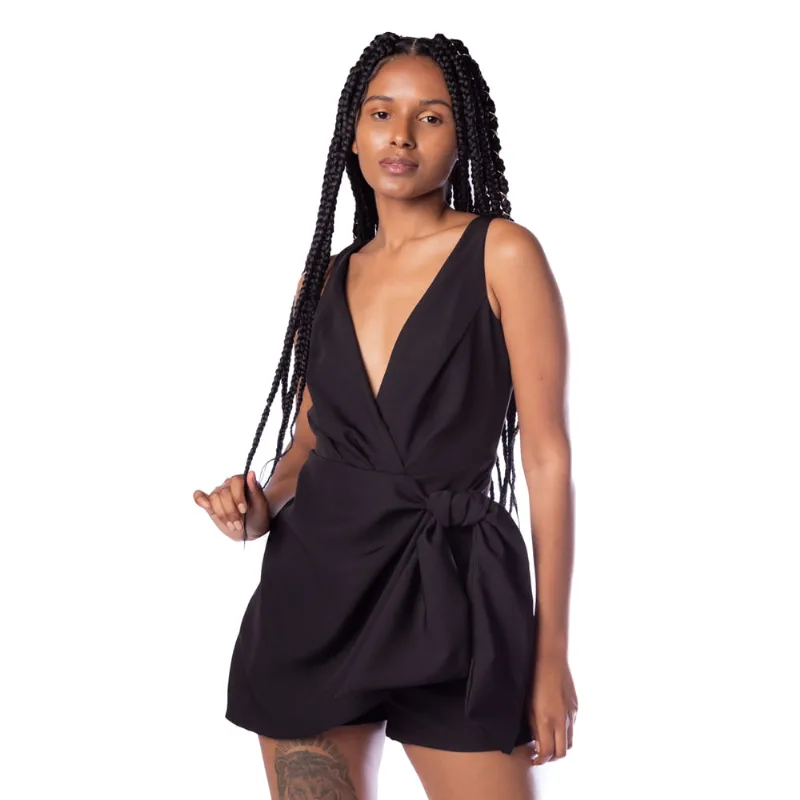 Macaquinho Feminino Nega Rio com Amarração Lateral Preto - P