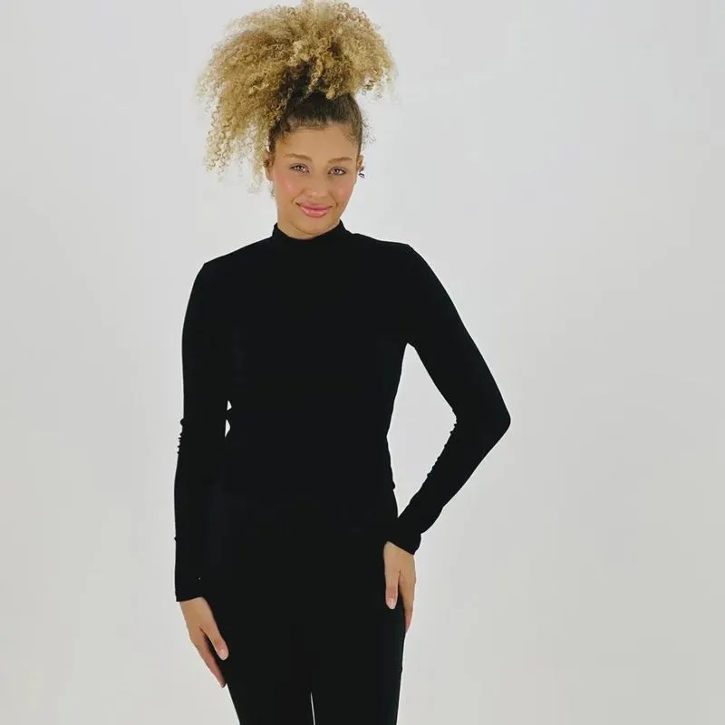 Blusa Malwee Canelada Gola Alta Manga Longa Feminina