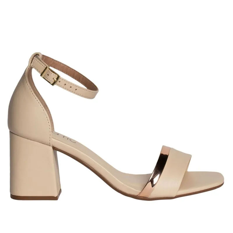 Sandália Feminina Beira-Rio Salto Bloco e Detalhe Metalizado Creme - 35