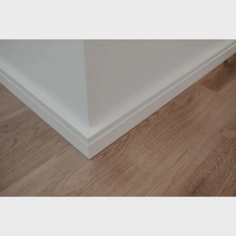 Kit com 3 Barras Rodapé de Mdf 7cm X 15mm X 1.85m Revestido Frisado 5,55m