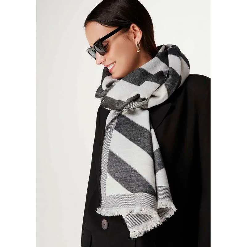 Cachecol Feminino Estampado Em Tricô - Preto UNI