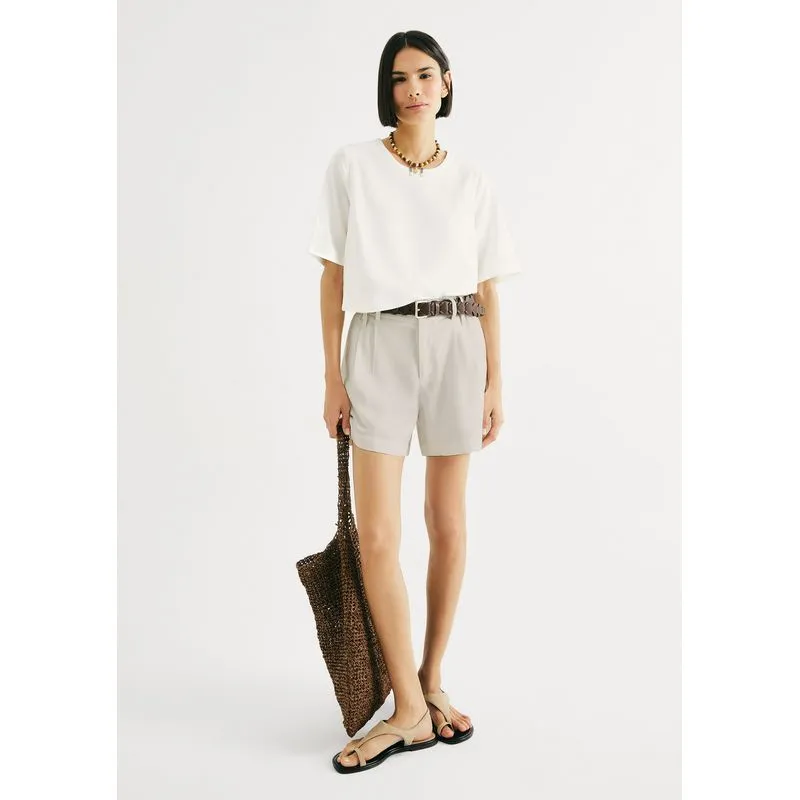 Shorts Feminino De Alfaiataria Em Linho - Bege 042