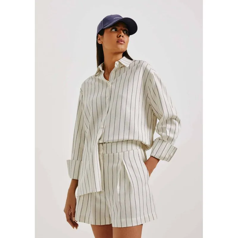 Shorts Feminino Fio Tinto Em Alfaiataria - Off white 044