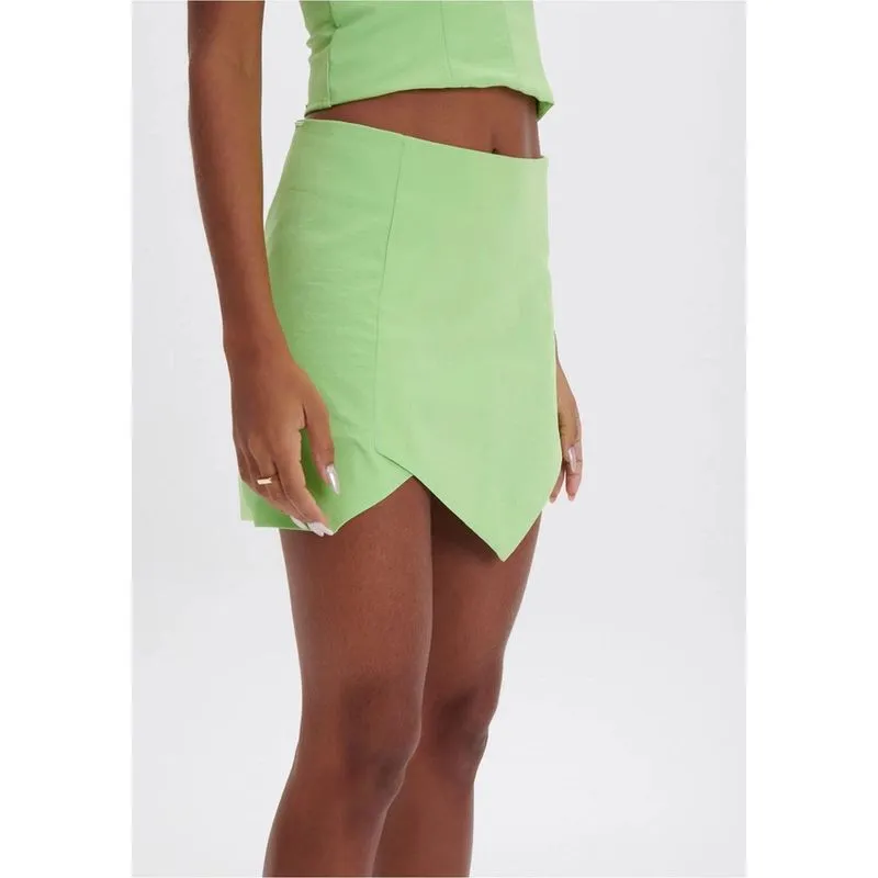 Saia curta assimetrica myft feminino