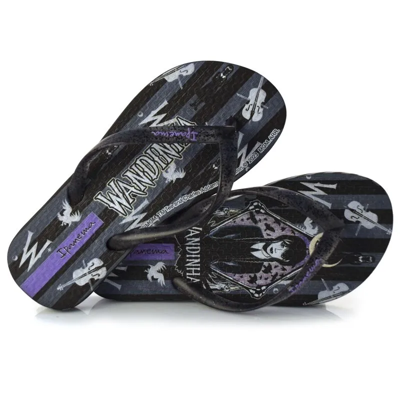 Chinelo Infantil Ipanema Wandinha do 25 ao 38 Preto 27178 27/28
