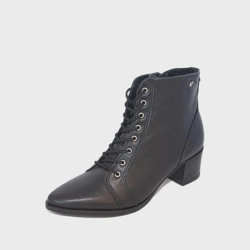 Bota Feminina Pegada Cano Baixo couro