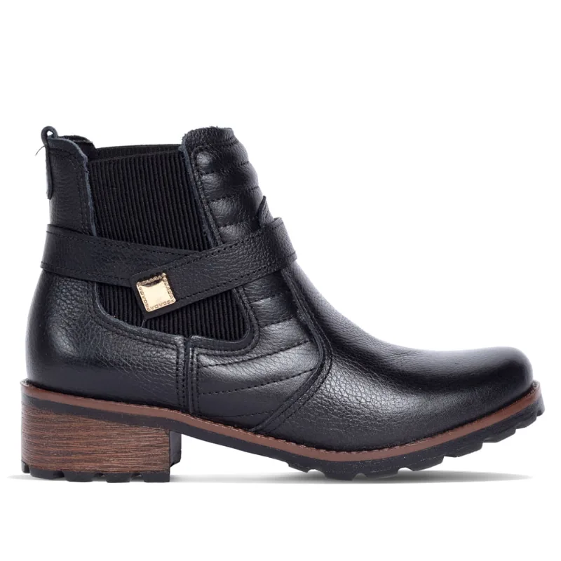 Bota Feminina Pegada Chelsea Tratorada em Couro Preto - 36