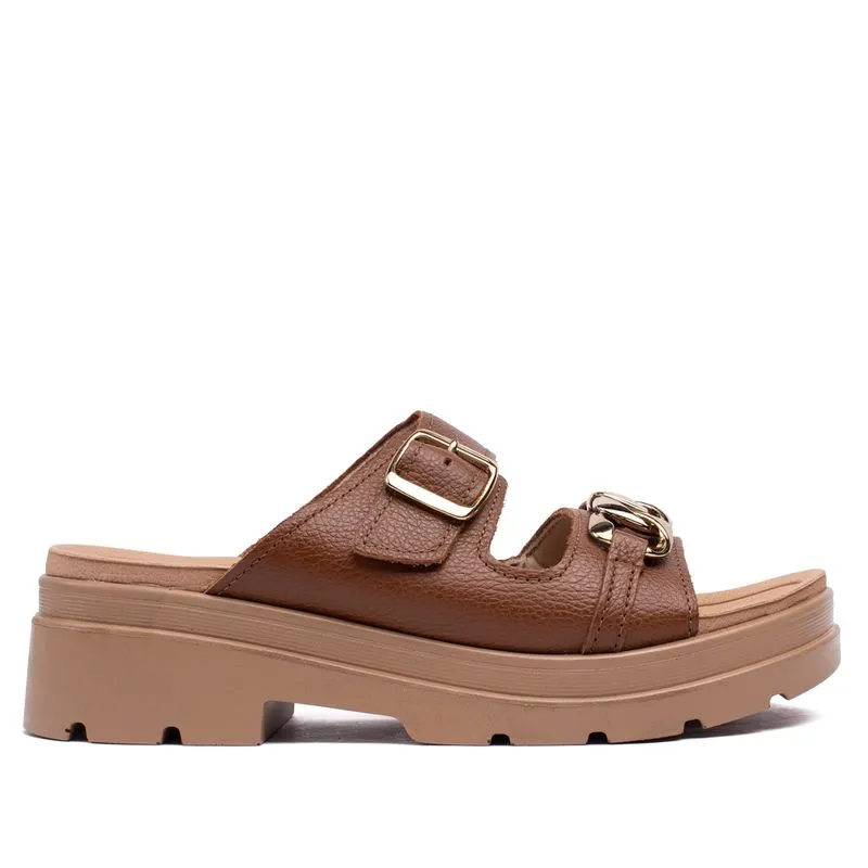 Tamanco Feminino Pegada Aurora com Fivela e Corrente Marrom - 38