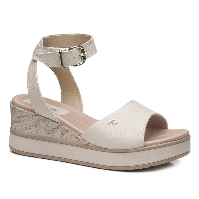 Sandália Anabela Pegada Feminina em Couro Off White 234204-02 Sandália Pegada Feminina em Couro Off White 234204-02 34