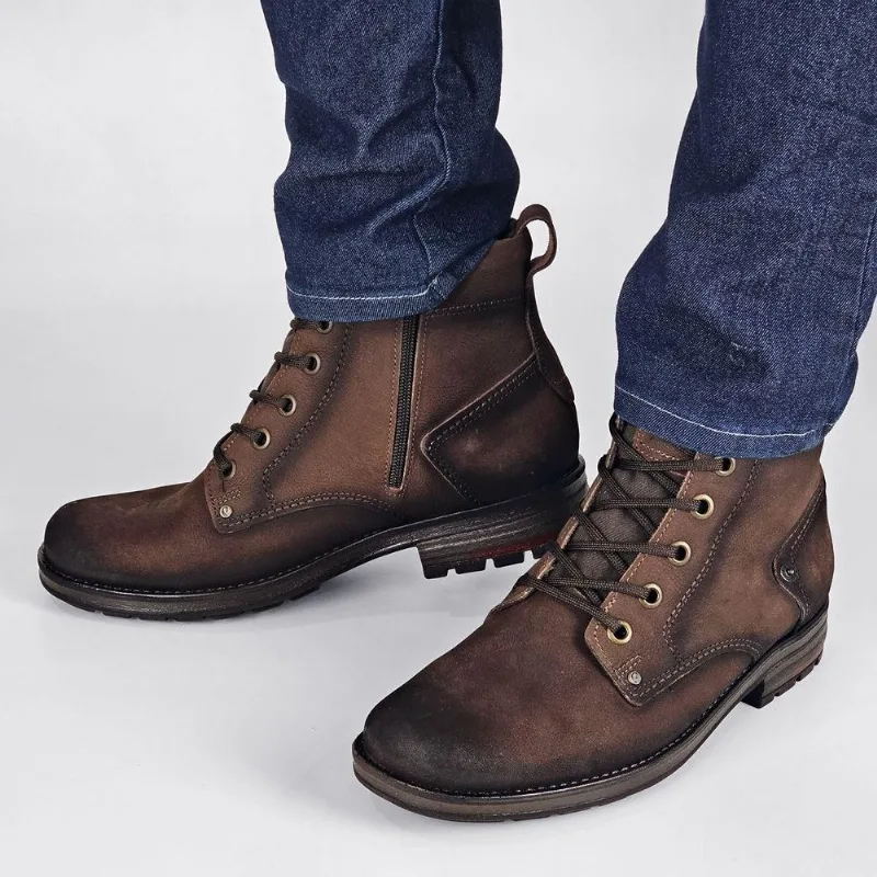 Bota Coturno Masculino de Couro Pegada 181305 43 / Marrom