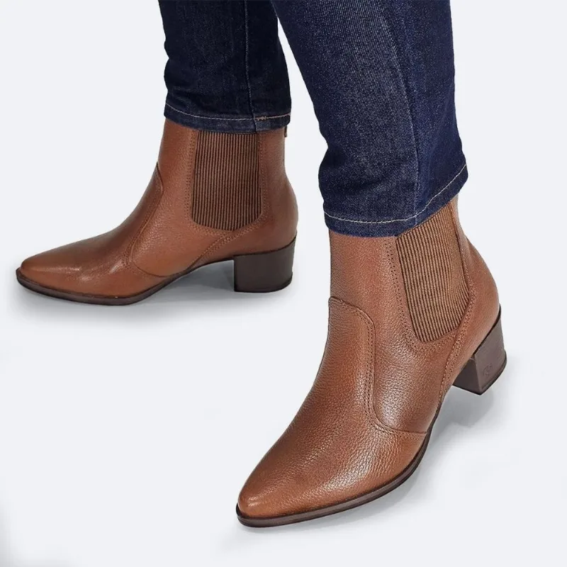 Bota Pegada Feminina Chelsea Bico Fino em Couro 280511 39 / Marrom