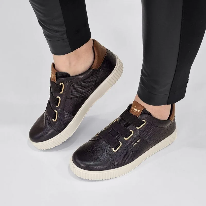 Tênis Pegada Feminino com Elástico em Couro 219022 34 / Preto