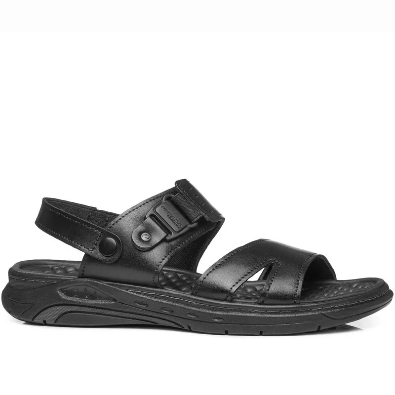 Sandália Pegada Masculina em Couro Preta 134553-03 Sandália Pegada Masculina em Couro Preto 134553-03 41