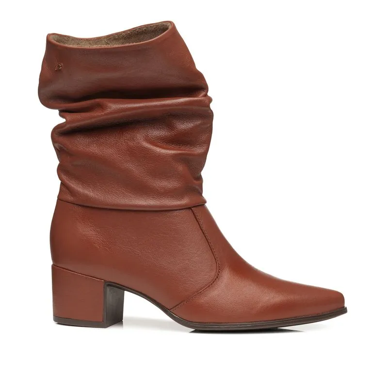 Bota Pegada Feminina em Couro Telha Cano Médio Slouch 280901-03 Bota Pegada Feminino em Couro Telha 280901-03 35