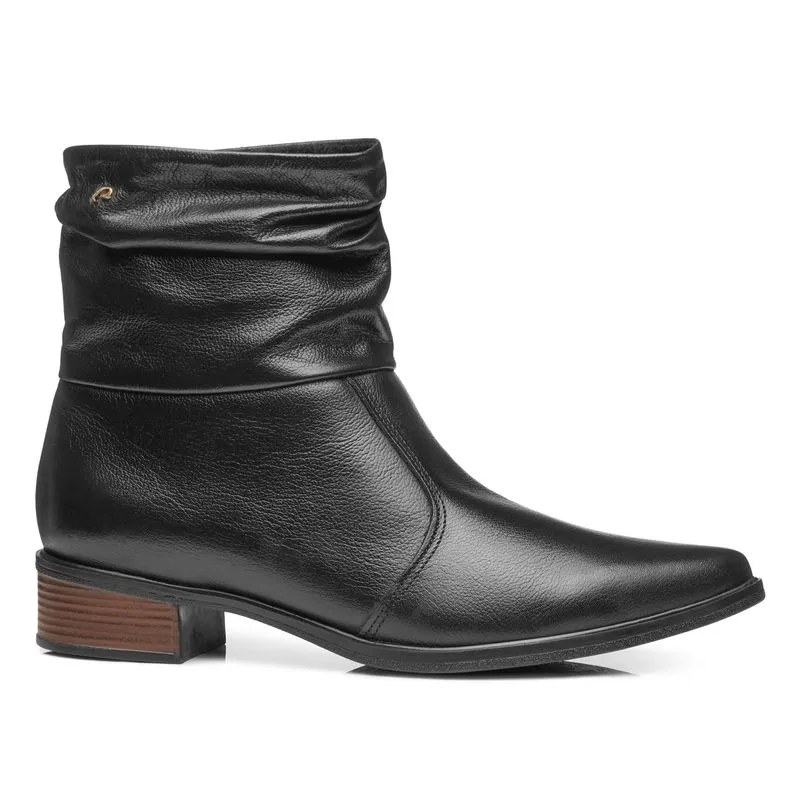 Bota Pegada Feminina em Couro Preto Cano Curto Slouch 282501-03 Bota Pegada Feminino em Couro Preto 282501-03 40