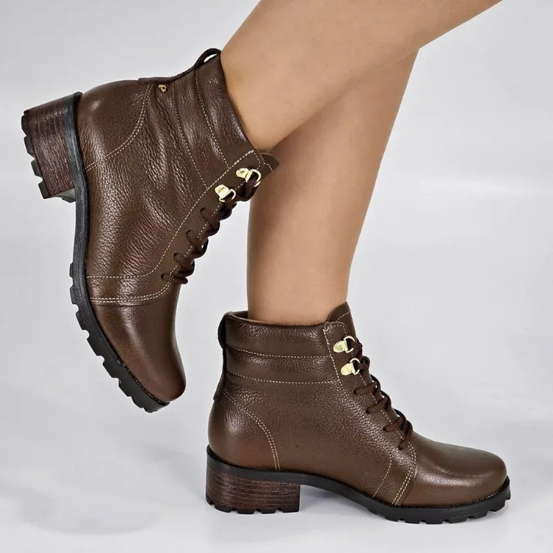 Bota Pegada Feminina Coturno Tratorado Couro 281422 35 / Marrom - pegada