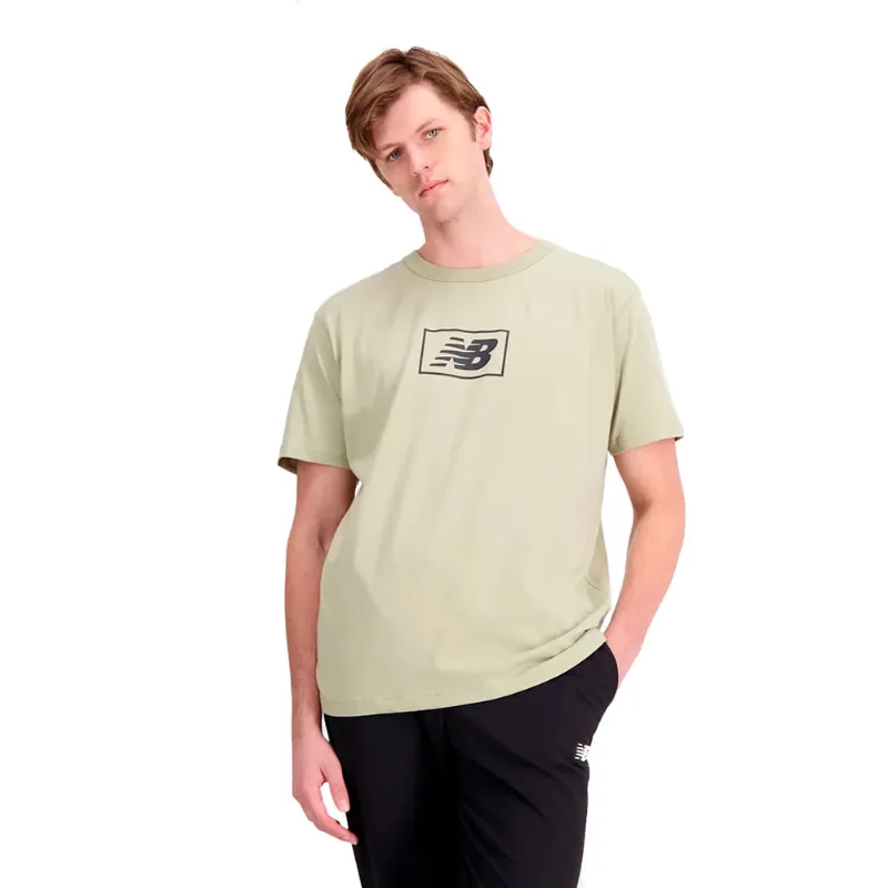 Camiseta Masculina New Balance Essentials Logo Verde Claro - P