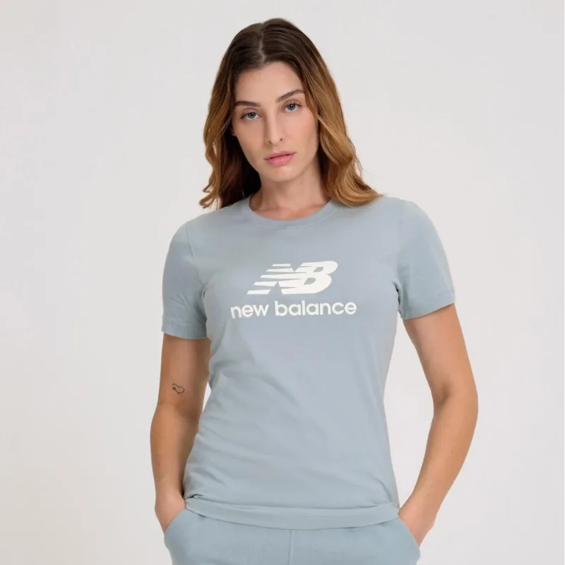Camiseta Essentials Feminina