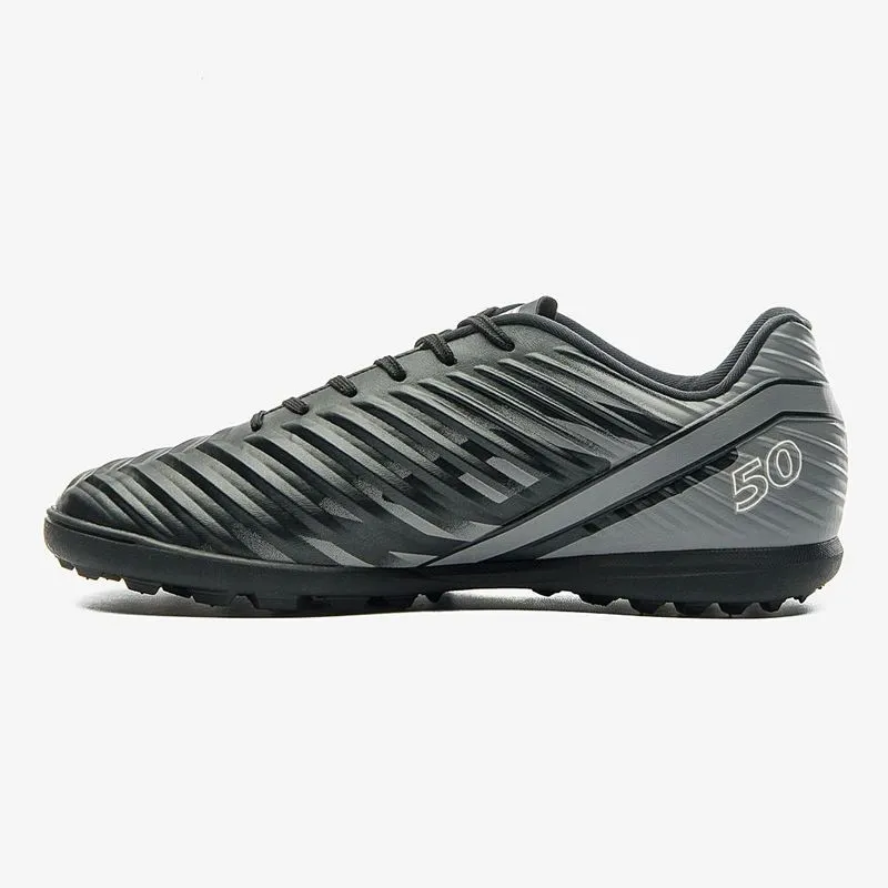 Chuteira society umbro fifty v