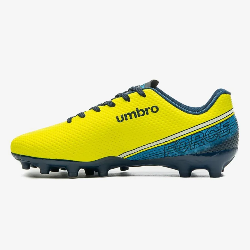 Chuteira campo umbro force