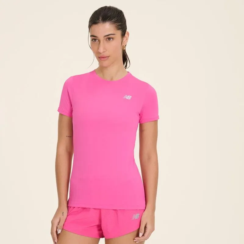 Camiseta new balance sport essentials feminina