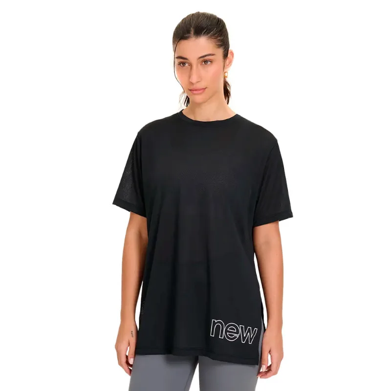 Camiseta Feminina New Balance Essentials Tecido Leve Preto - M