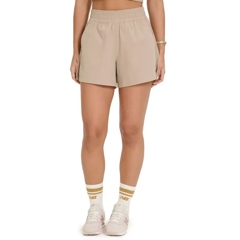 Shorts New Balance Trend Feminino Nude PP