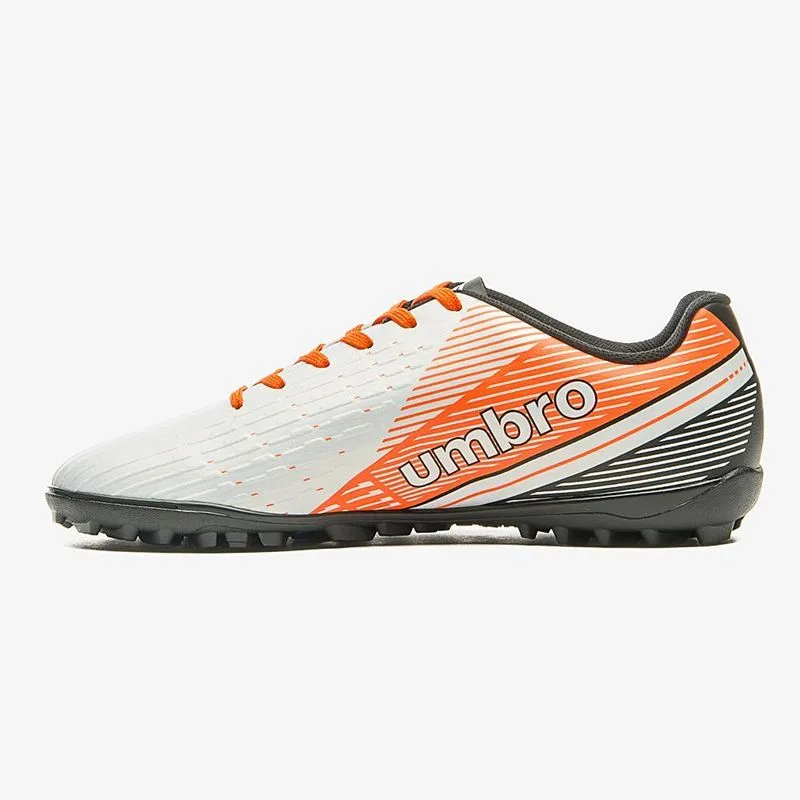 Chuteira society umbro fire