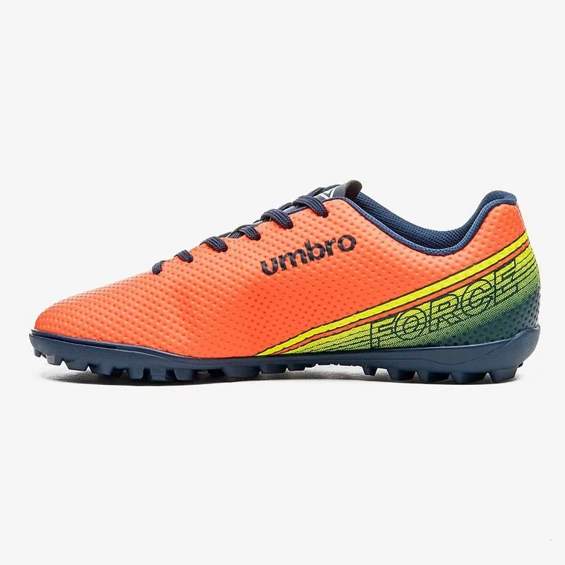 Chuteira society umbro force