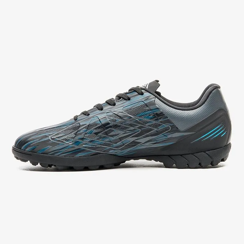 Chuteira society umbro ultimate