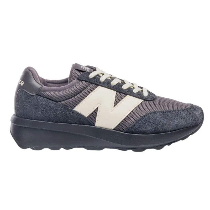 Tênis New Balance 370 v1 Preto e Bege