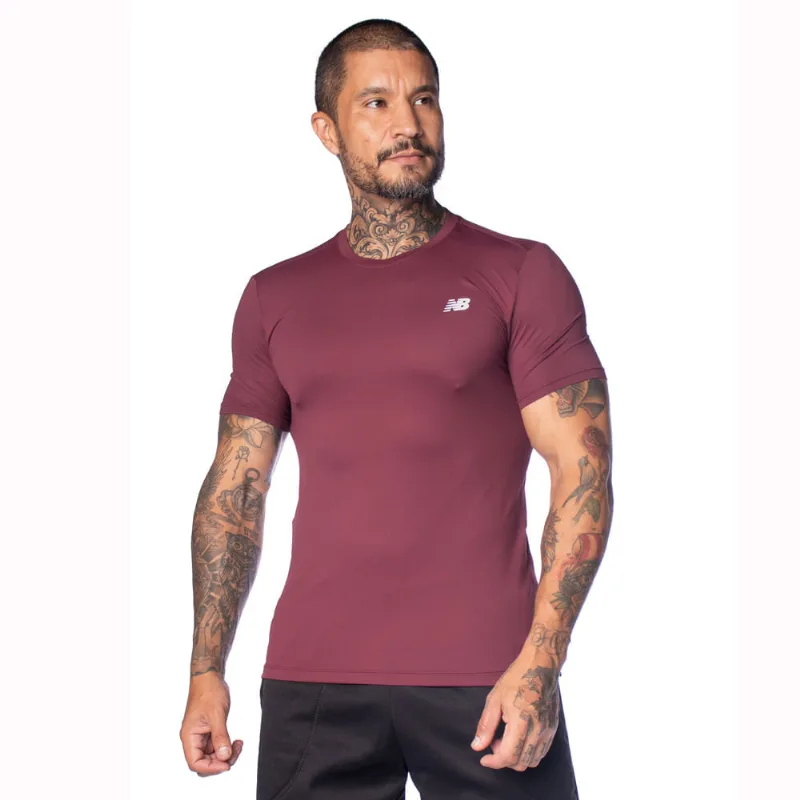 Camiseta Masculina New Balance Sport Essentials Bordô - GG