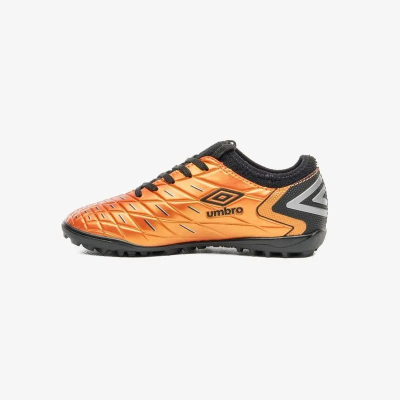 Chuteira society umbro domain jr