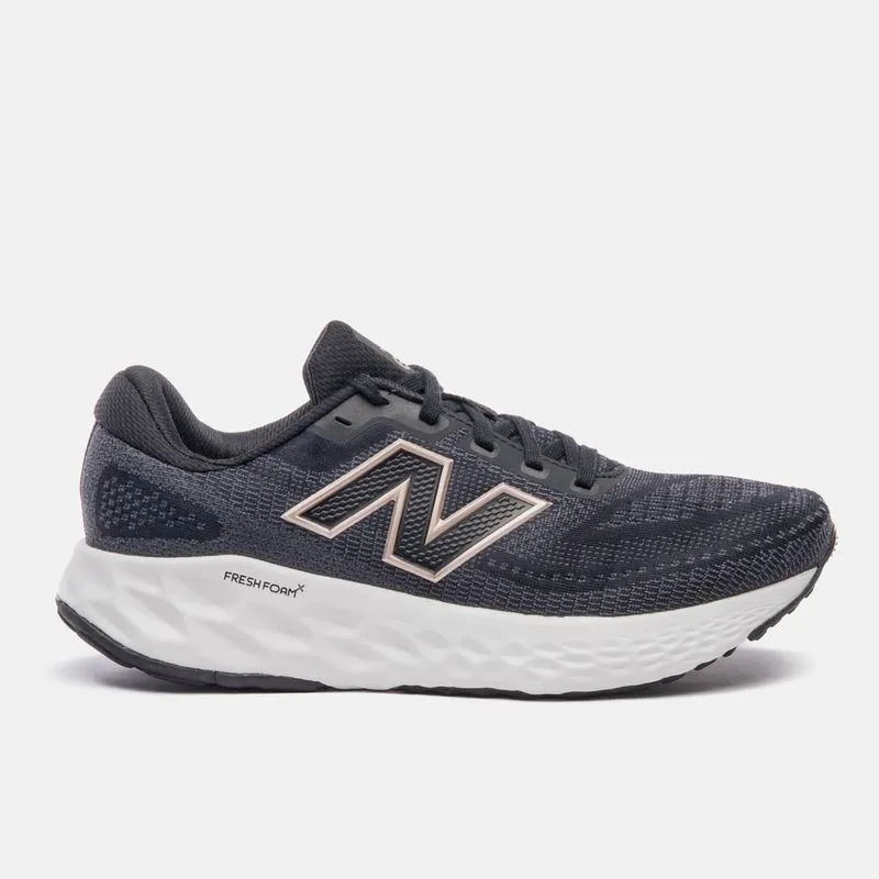 Tênis New Balance Fresh Foam X Evozv4 Feminino 40