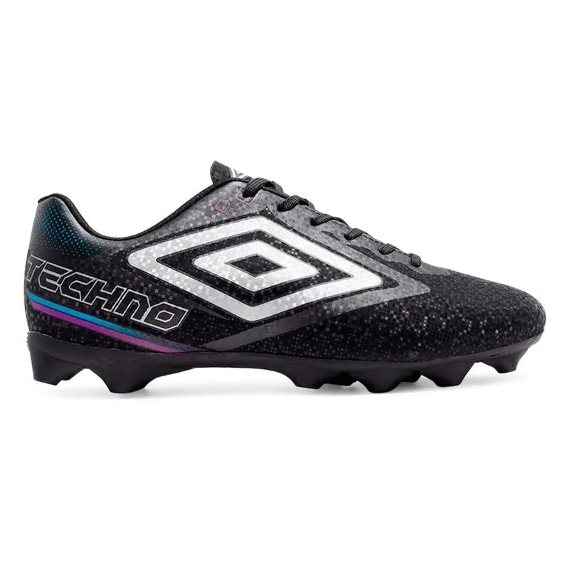 Chuteira Campo Umbro Techno II Masculina 40 / preto-chumbo