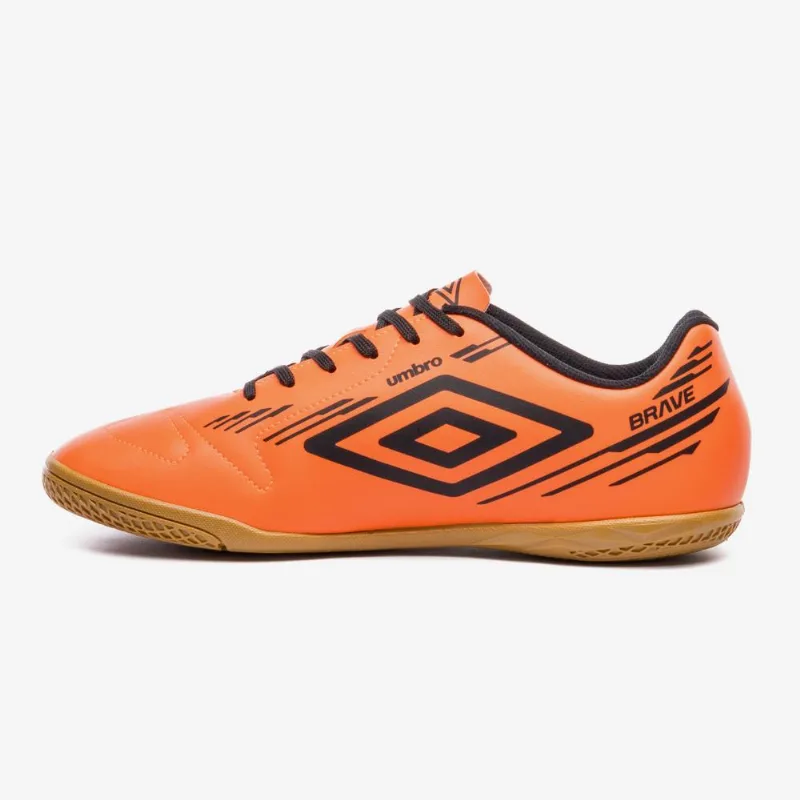 Chuteira futsal umbro brave