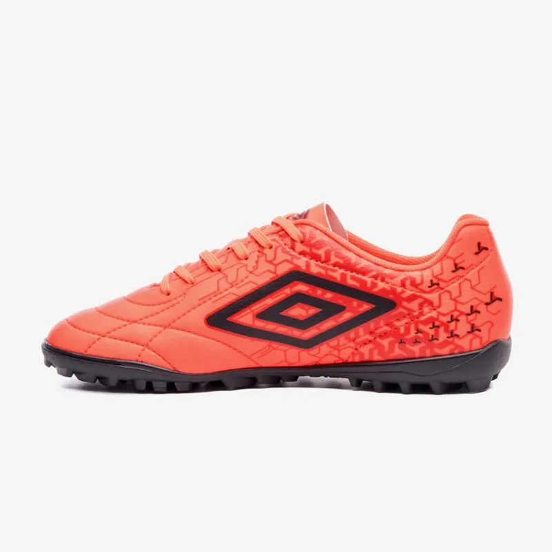Chuteira Adulto de Society Class Neo Umbro Coral Chuteira Adulta de Society Class Neo Umbro Coral, BR 41