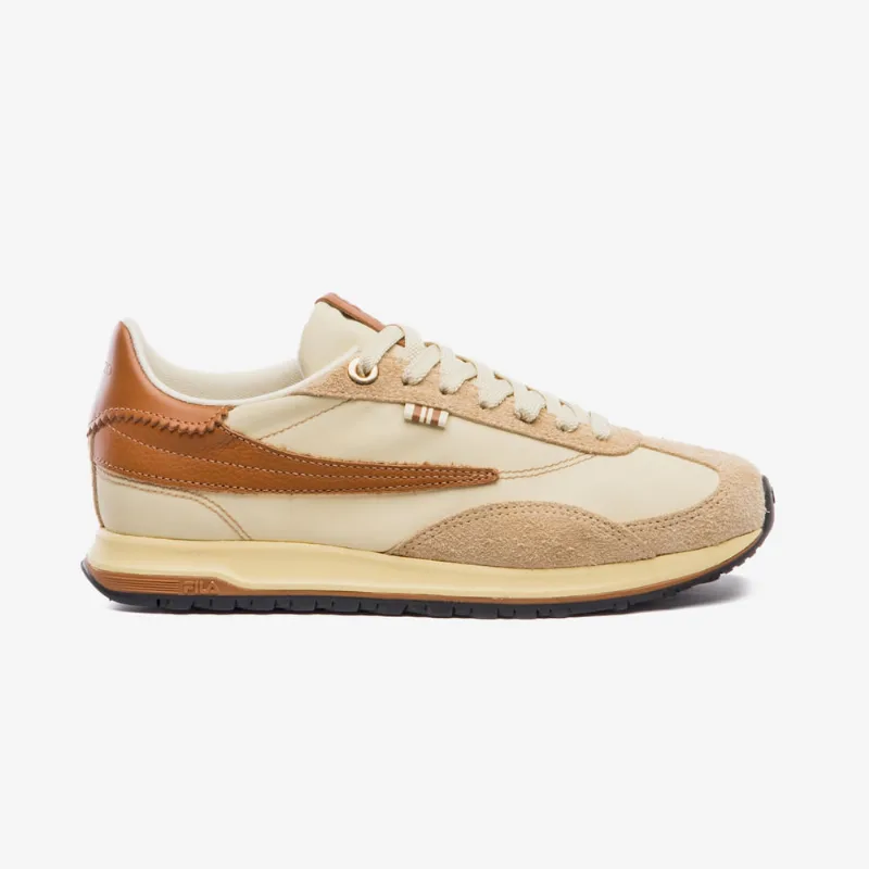 Tênis Fila X Arezzo 70 Trainer Feminino 35